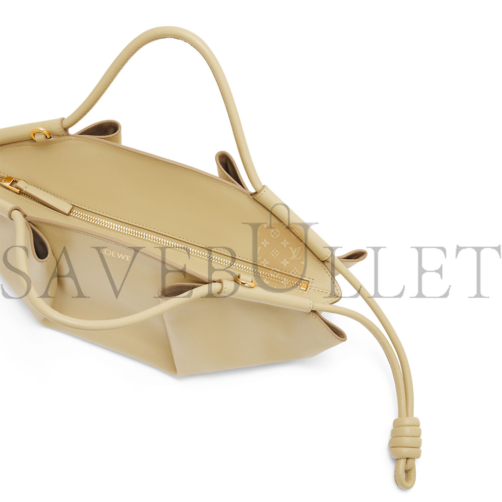 l*ew* small paseo bag in shiny nappa calfskin a709p48x02 (35x21x11.5cm)